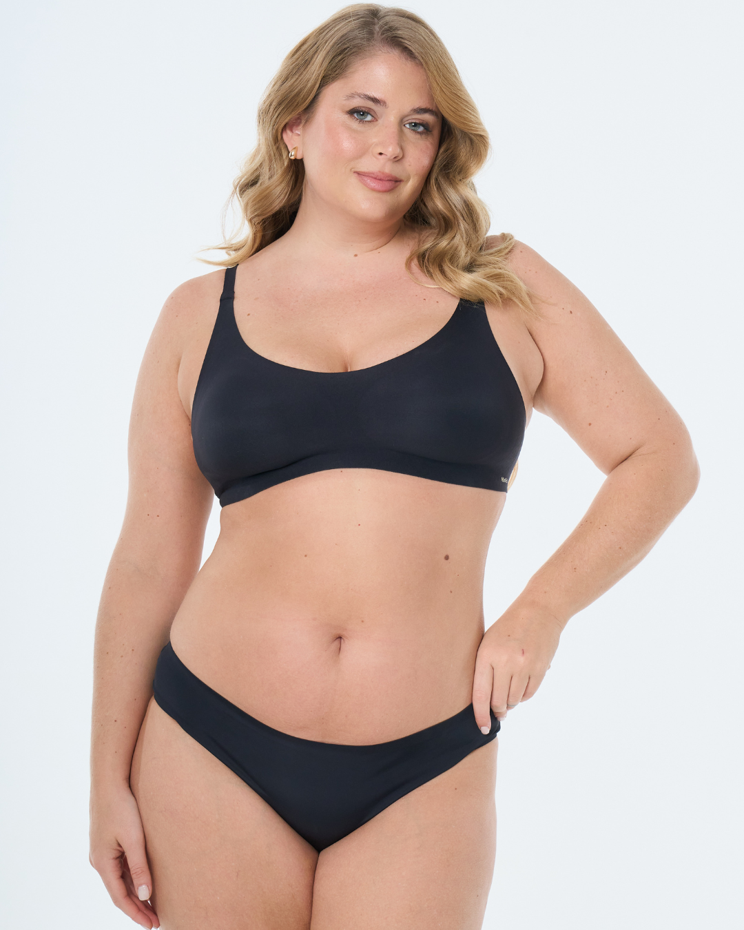 Art. 101033 Corpiño Seamless Adaptable Negro