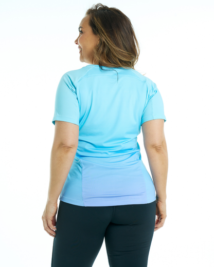 Art. 46183292 Remera corte V Esfumado Celeste