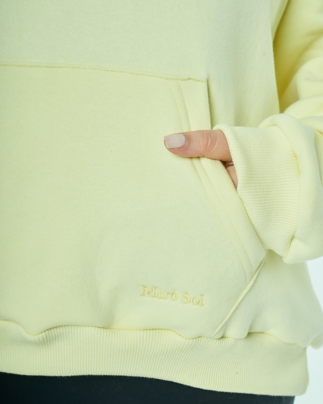 Art. 532134 Buzo Oversize Amarillo bebe Unisex