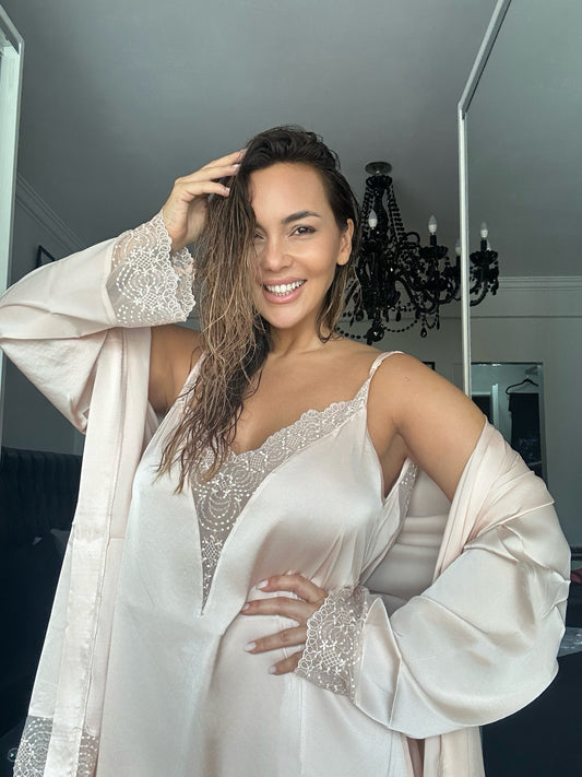 Art. 570803 Bata de Satén Chifón