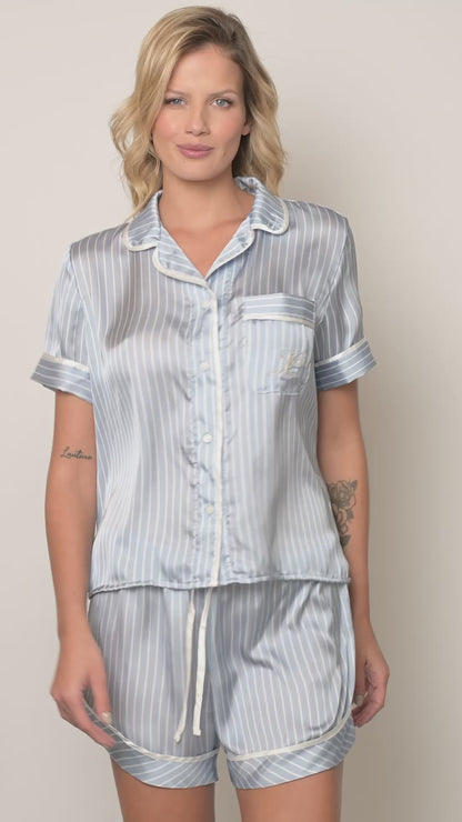 Art. 57040391 Pijama Corto Rayado Celeste Comb. 91 Satén